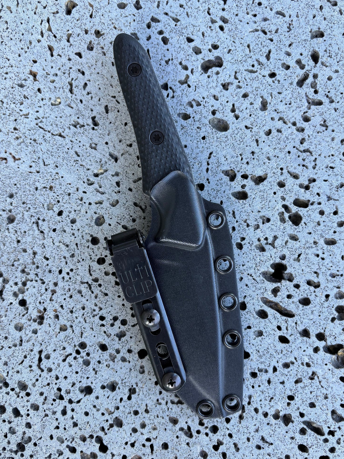 ‘Io fixed blade (Magnacut black)