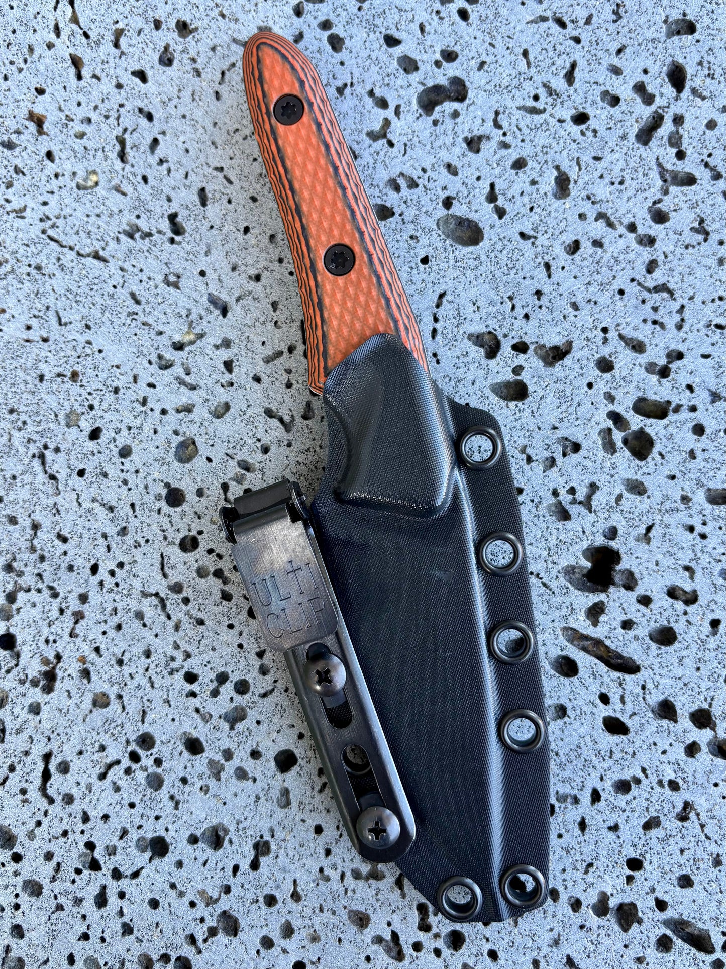 ‘Io fixed blade (Magnacut Orange/black)