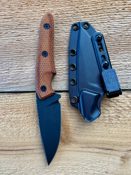 ‘Io fixed blade (Magnacut burnt micarta)
