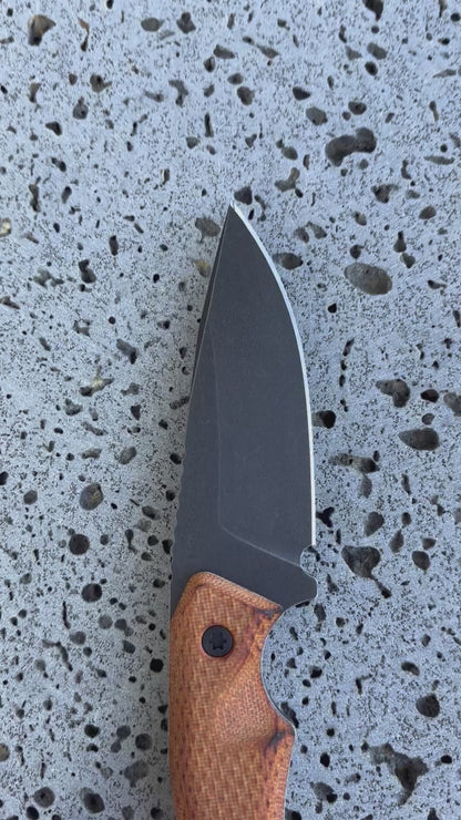 ‘Io fixed blade (Magnacut burnt micarta)